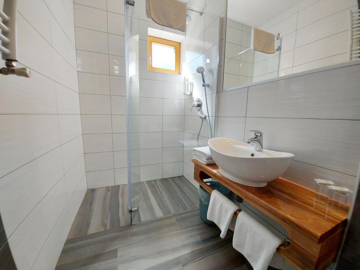 Plitvice Etno House II Bed & Breakfast Jezerce Exterior photo